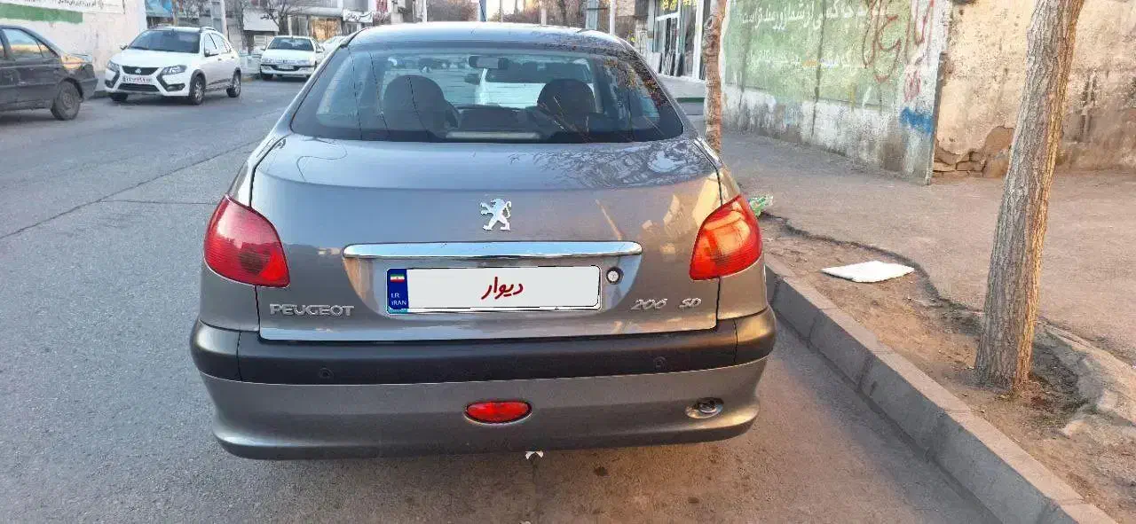 پژو ۲۰۶ صندوق دار v8 - 1398