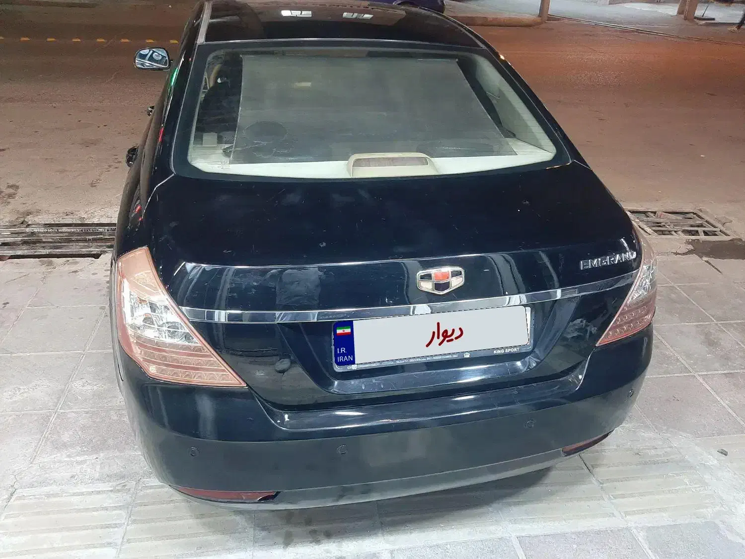 جیلی امگرند Rv 7 دنده‌ ای - 2013