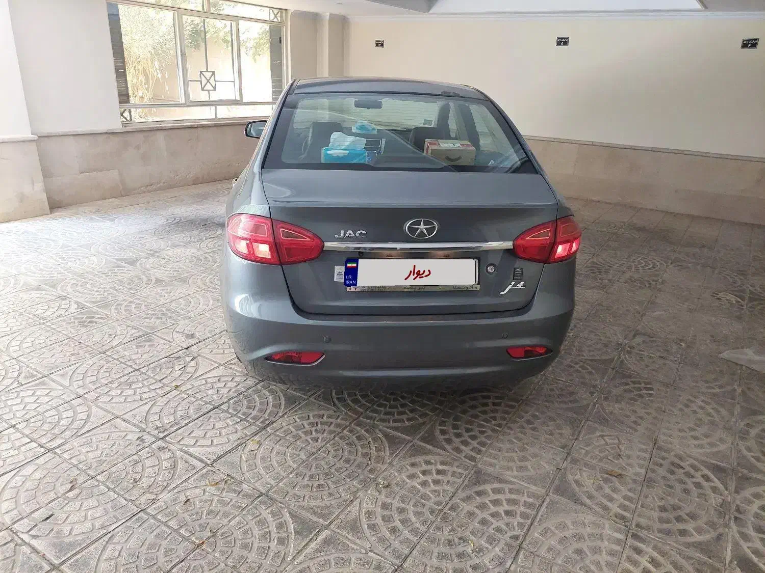 جک J4 اتوماتیک ساده - 1402