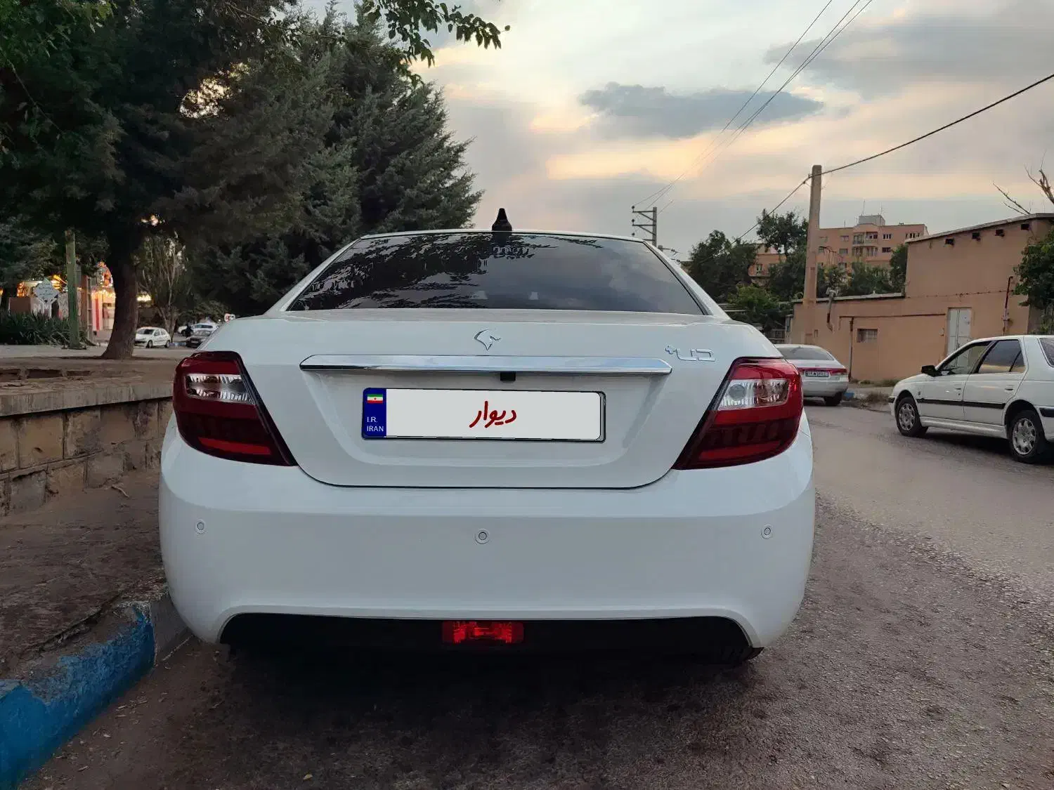دنا پلاس توربو اتوماتیک - 1403