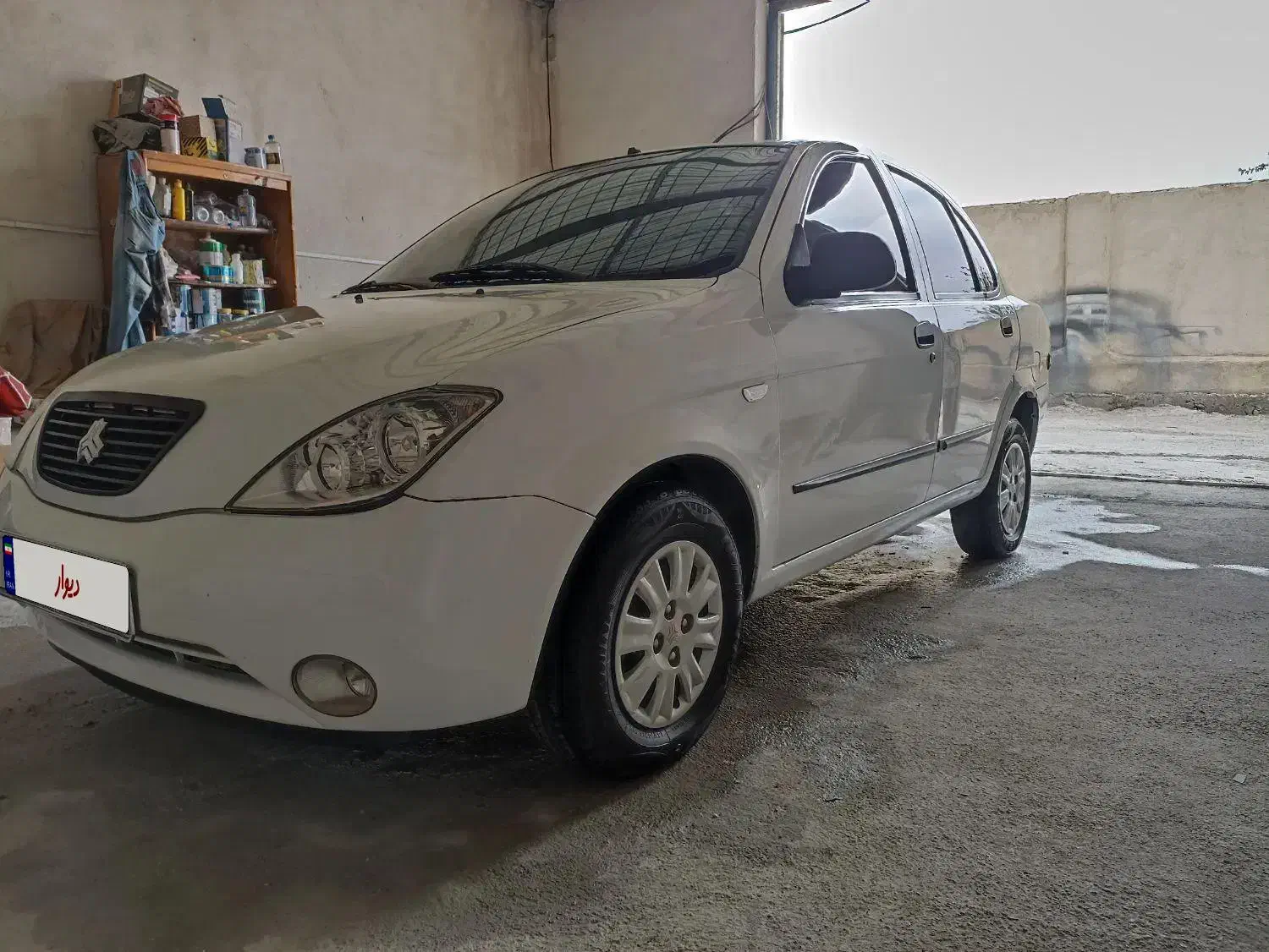 تیبا صندوق دار EX - 1395