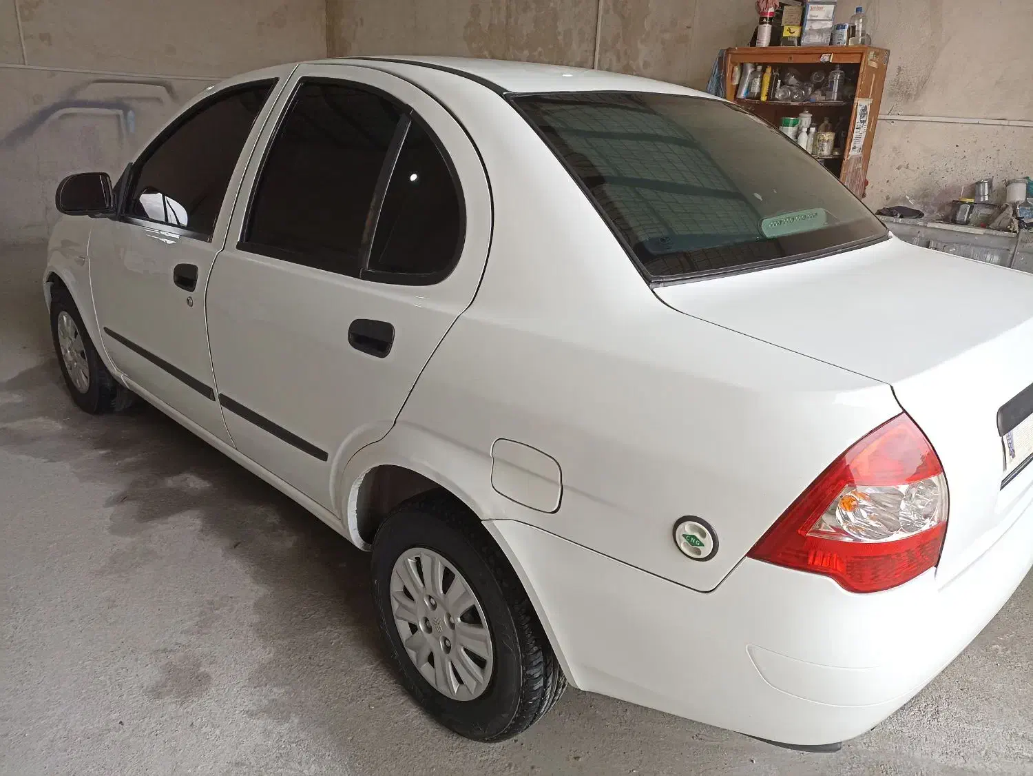 تیبا صندوق دار EX - 1395