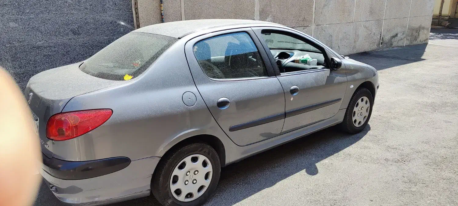 پژو ۲۰۶ صندوق دار v8 - 1390