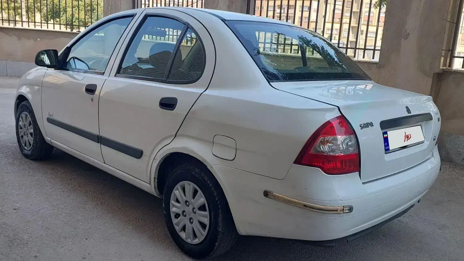 تیبا صندوق دار SX - 1392