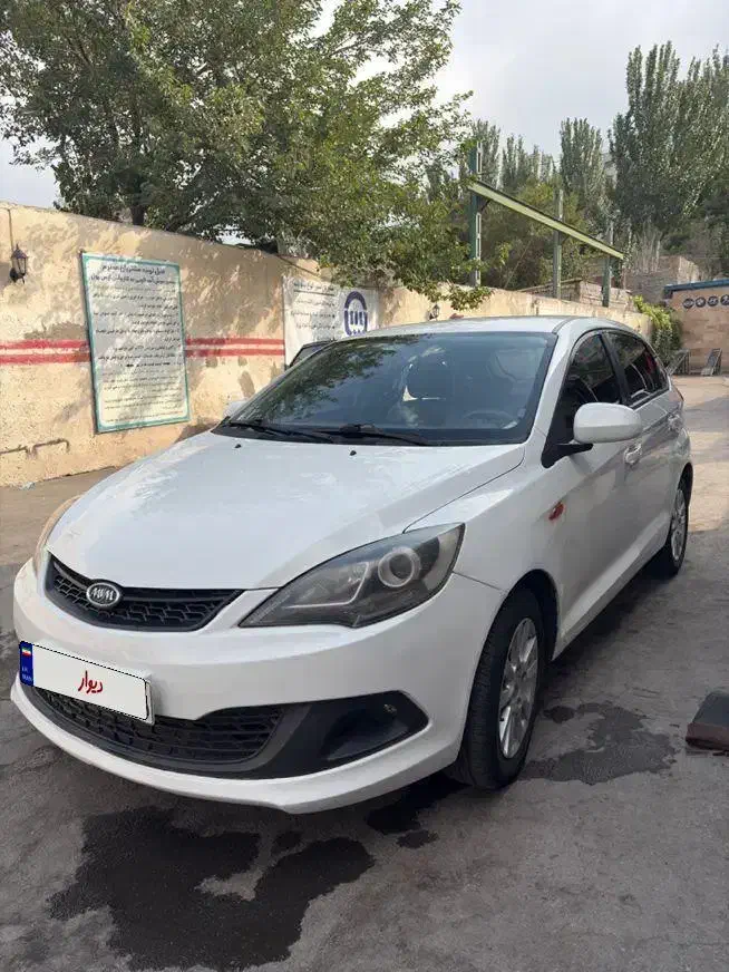 ام وی ام 315 هاچ بک اسپرت لاکچری - 1394