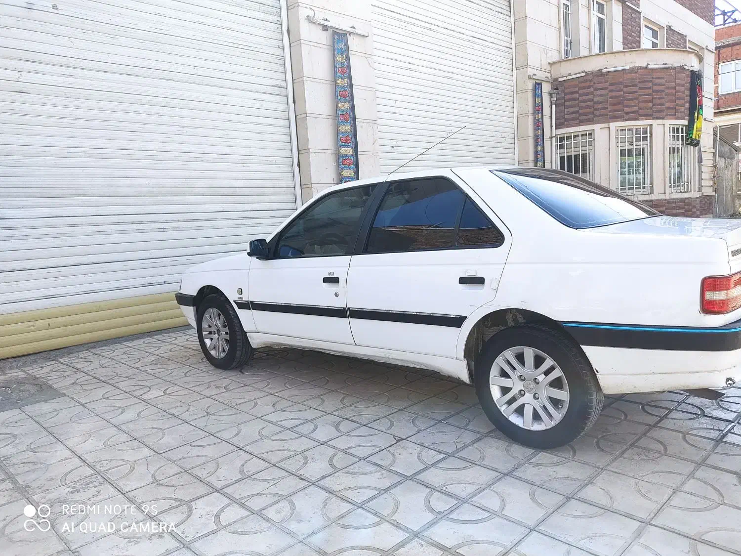 پژو 405 SLX بنزینی TU5 - 1390