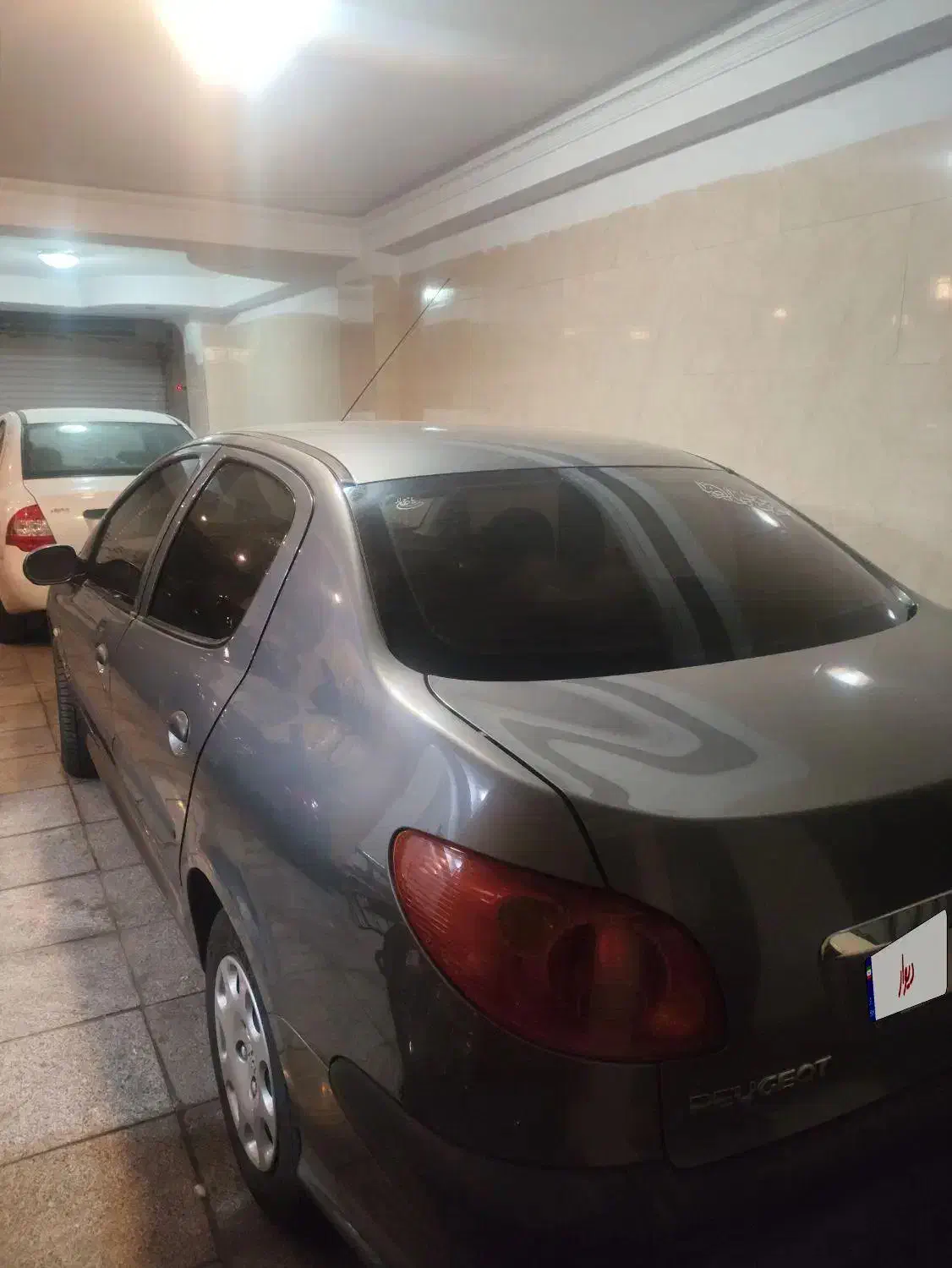 پژو ۲۰۶ صندوق دار v8 - 1394