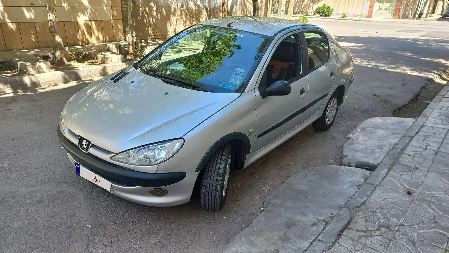 خودرو پژو، ۲۰۶ صندوق دار آگهی ann_19964712