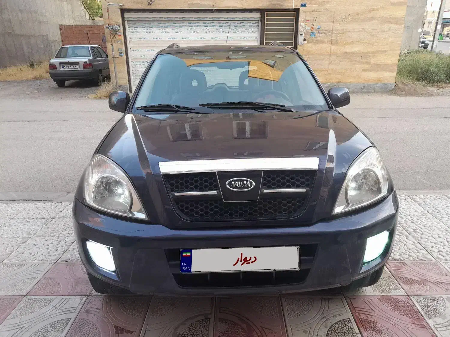 ام وی ام X33 دنده‌ای ساده - 1393