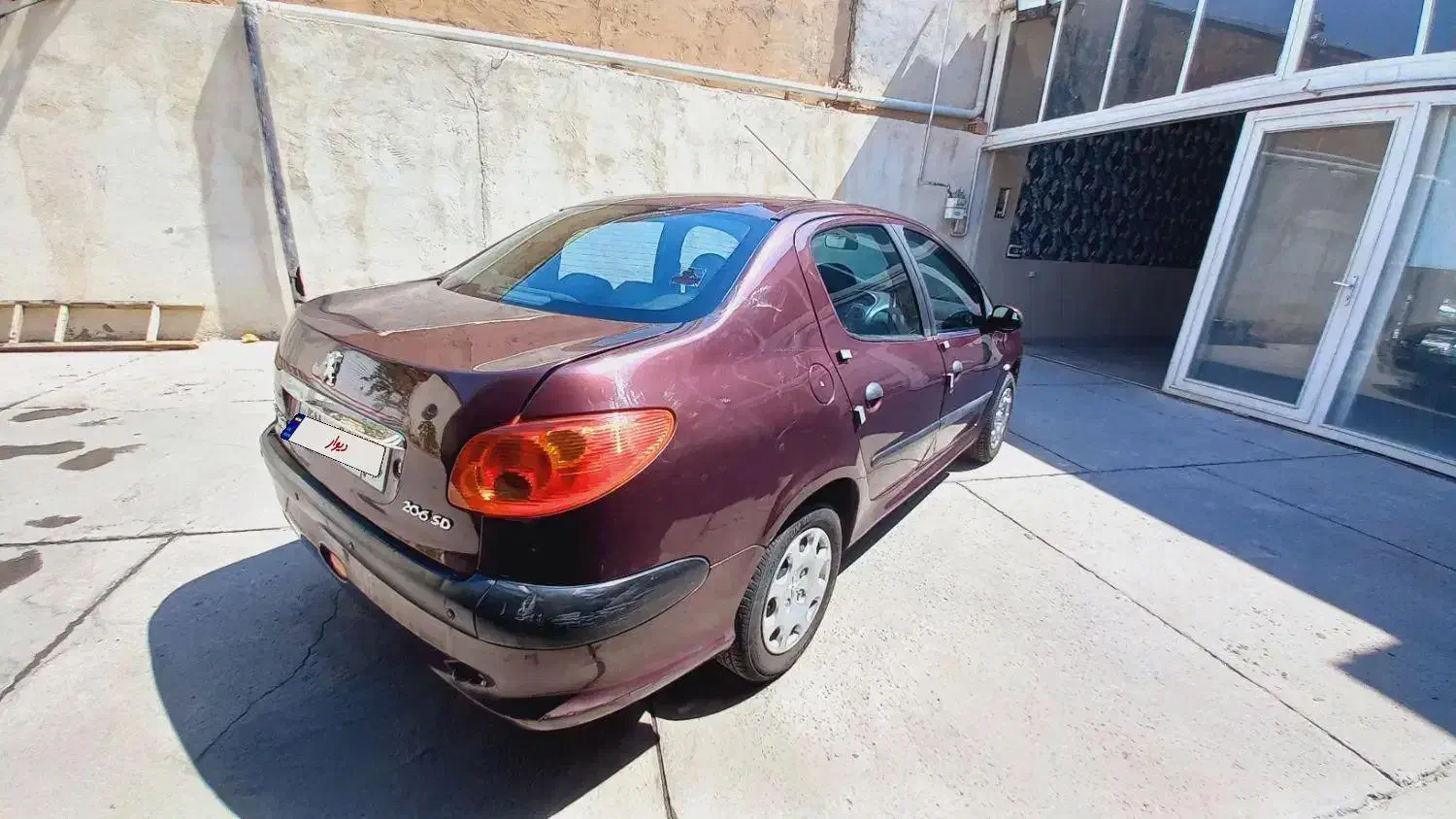 پژو ۲۰۶ صندوق دار v8 - 1390
