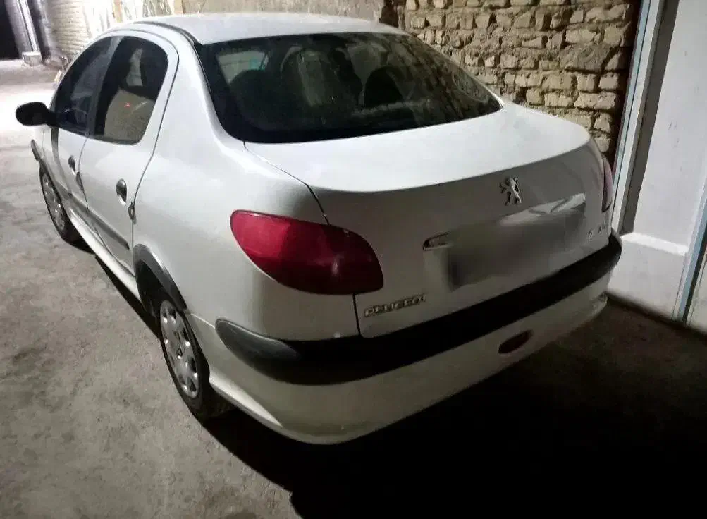 پژو ۲۰۶ صندوق دار v8 - 1388