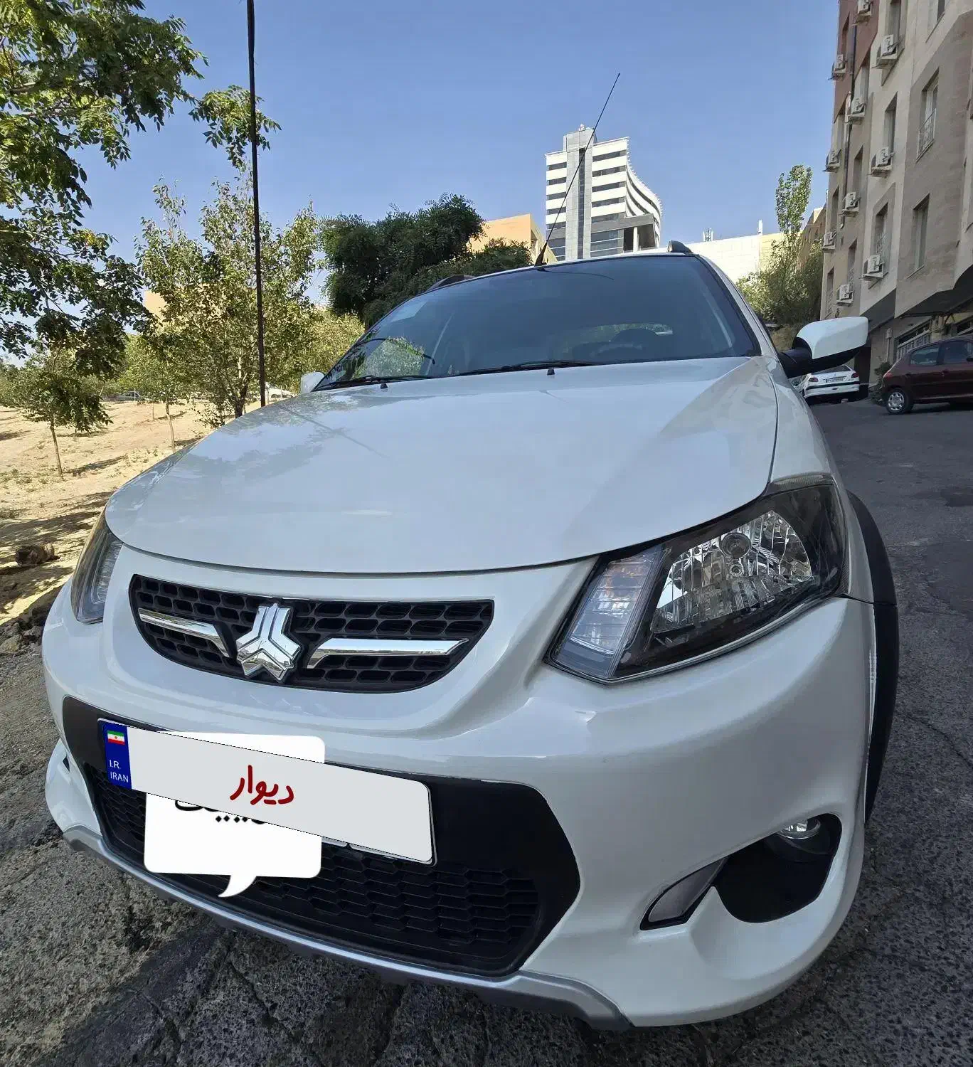 خودرو کوییک، معمولی آگهی ann_19964923