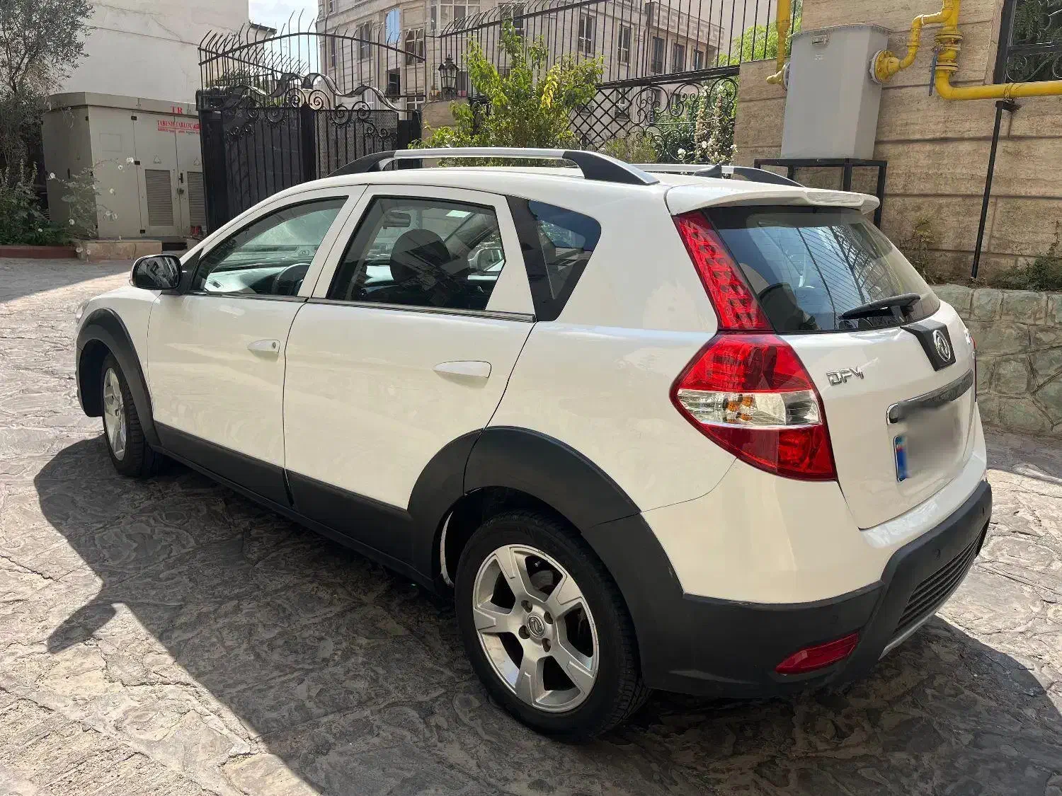 دانگ فنگ H30 کراس اتوماتیک - 1396