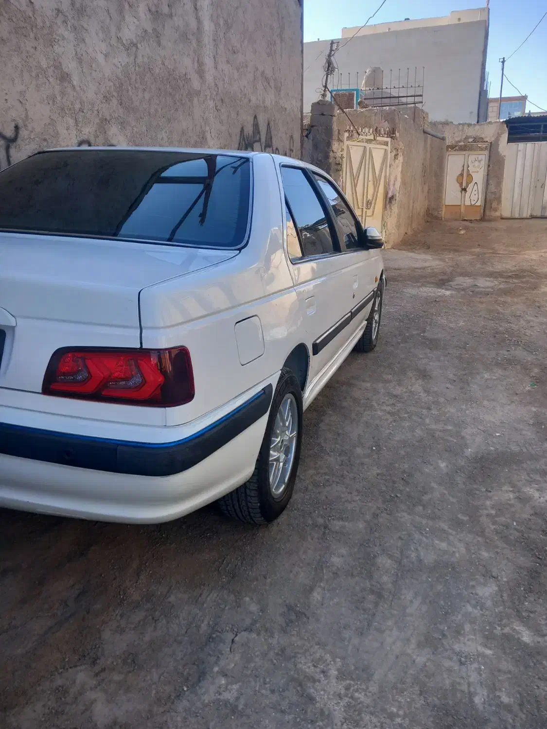 پژو پارس سال - 1395