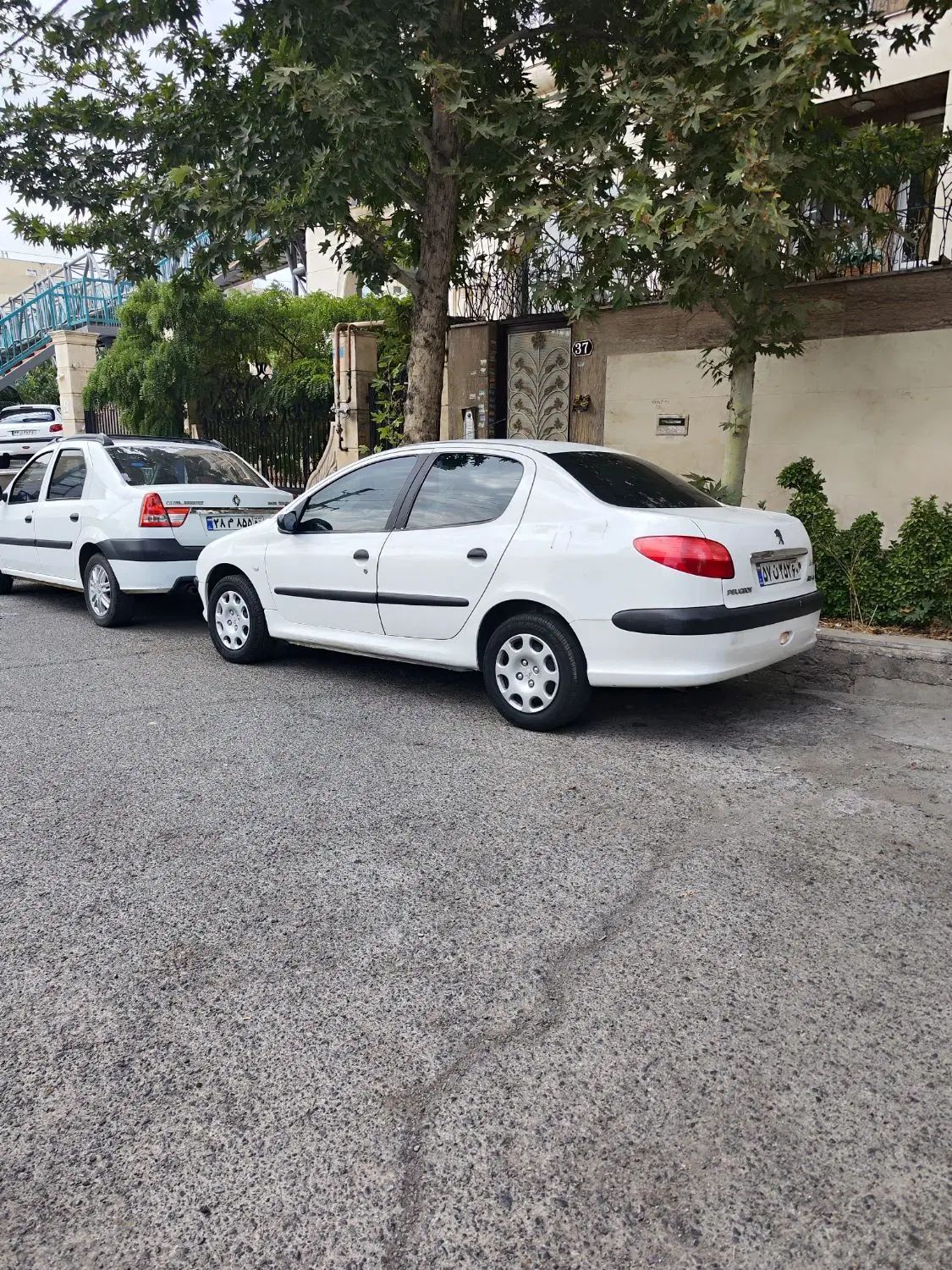 پژو ۲۰۶ صندوق دار v8 - 1389