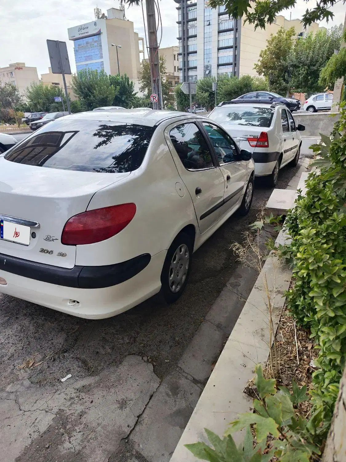 پژو ۲۰۶ صندوق دار v8 - 1389
