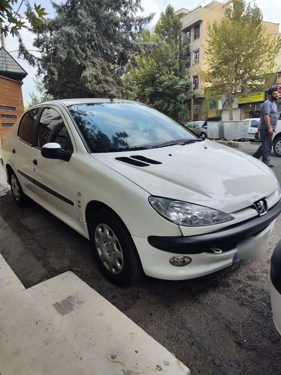 پژو ۲۰۶ صندوق دار v8 - 1389