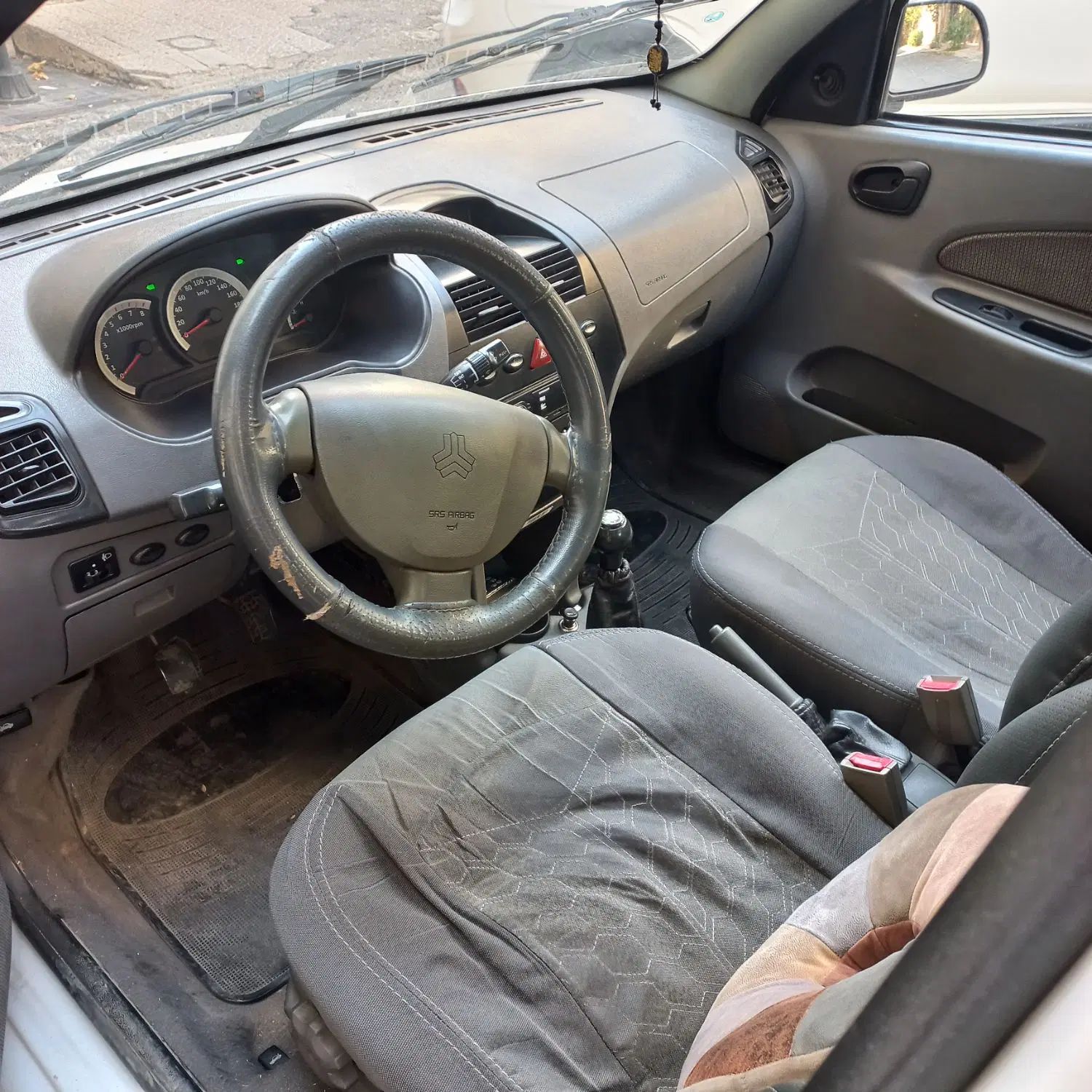 تیبا صندوق دار SX - 1396
