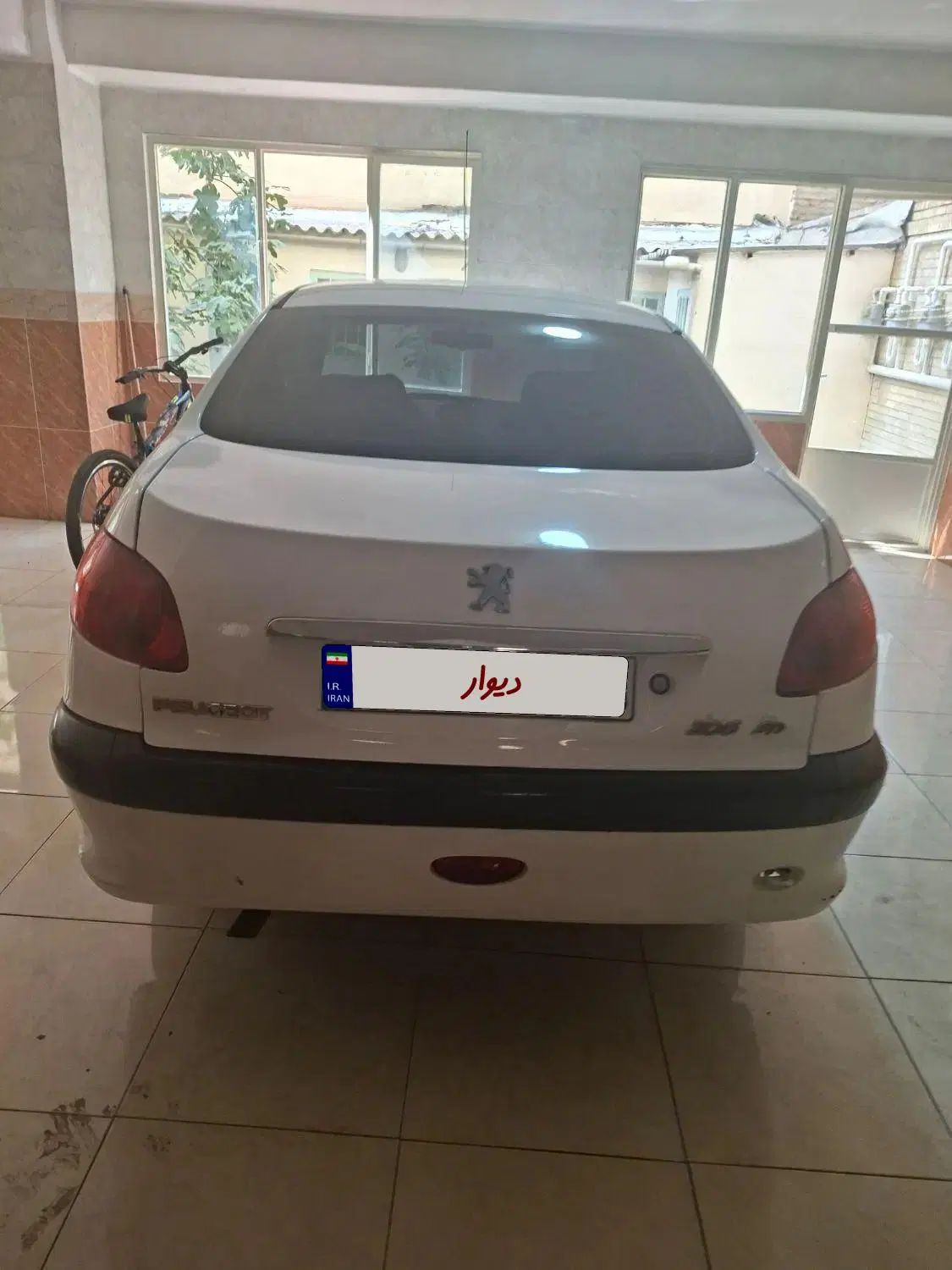 پژو ۲۰۶ صندوق دار v8 - 1390