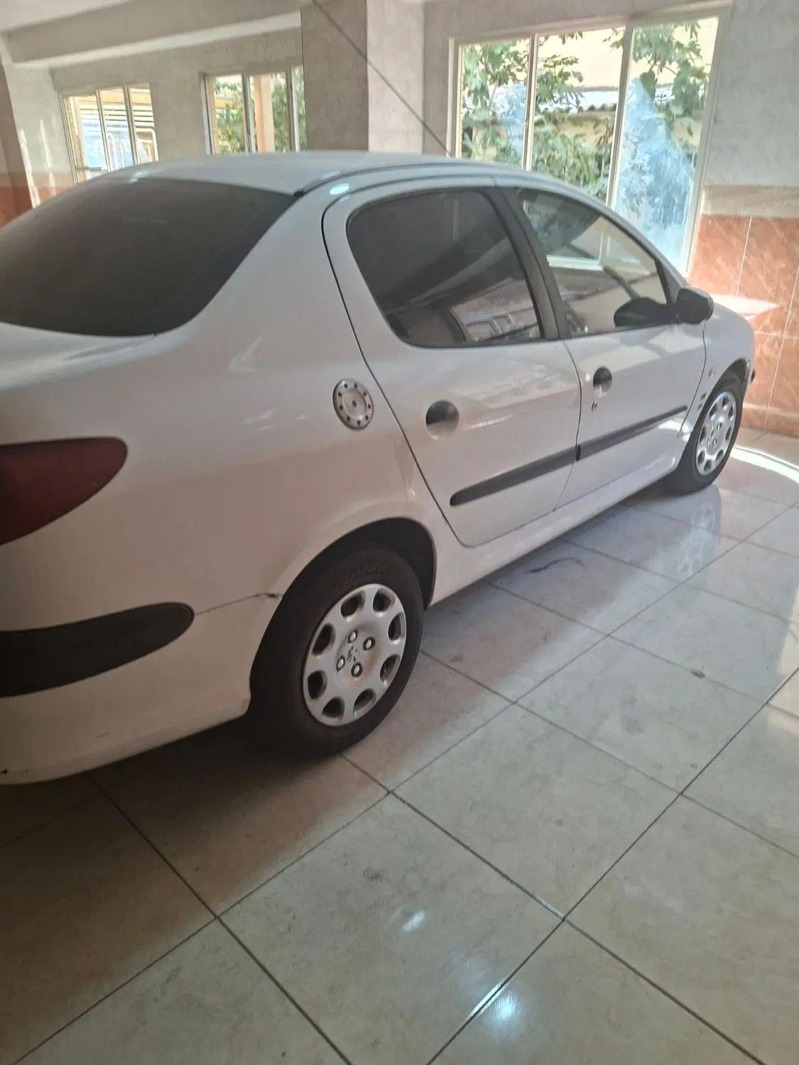 پژو ۲۰۶ صندوق دار v8 - 1390