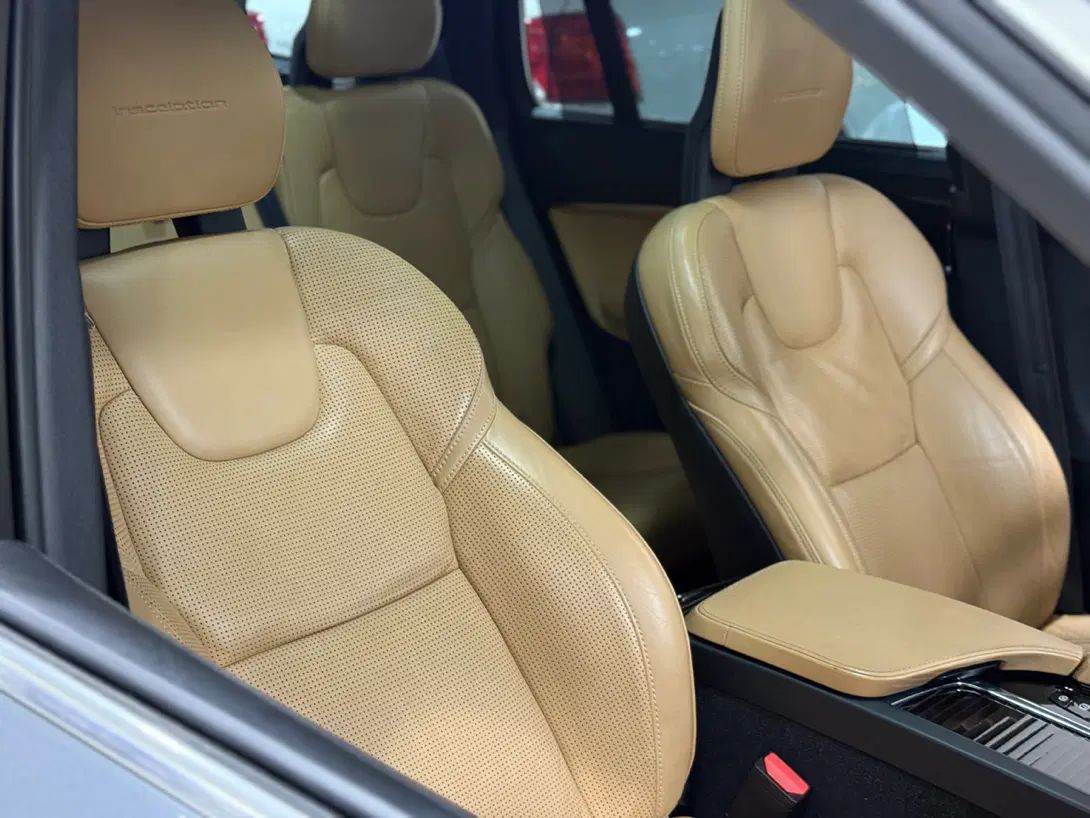 ولوو XC90 اینسکریپشن - 2016