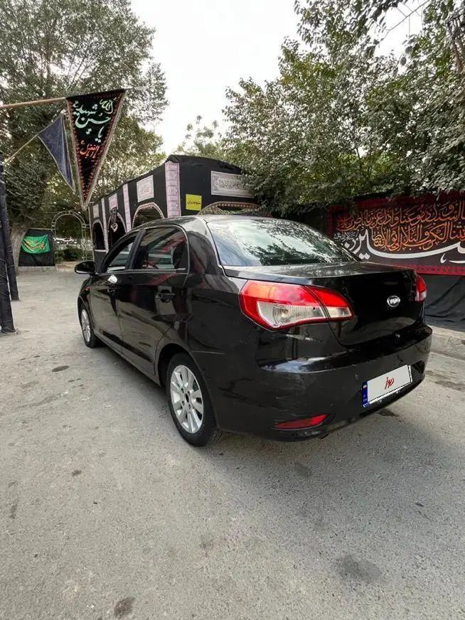 ام وی ام 315 صندوقدار اسپرت دنده‌ای - 1395