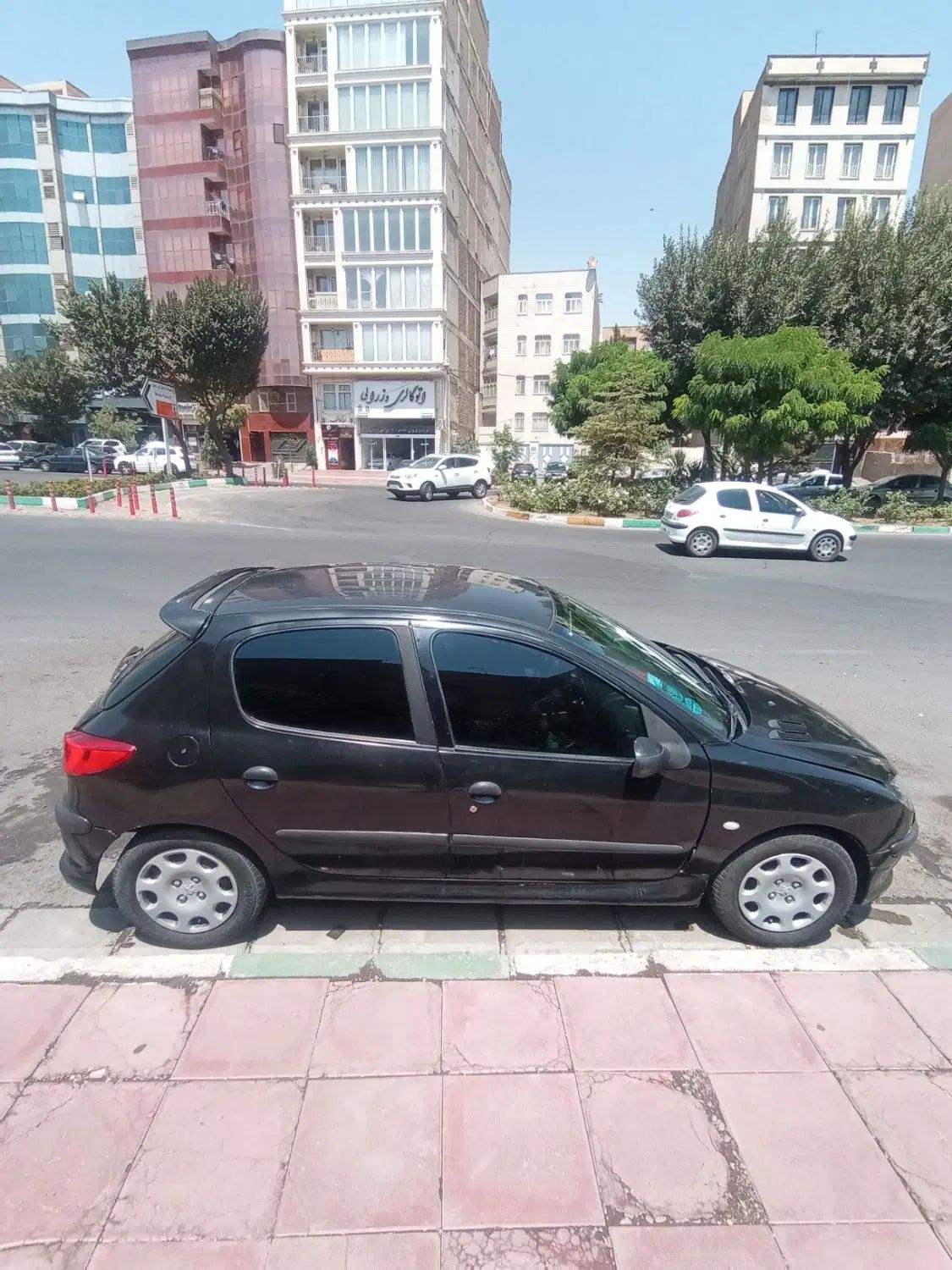 پژو 206 تیپ 3 - 1381