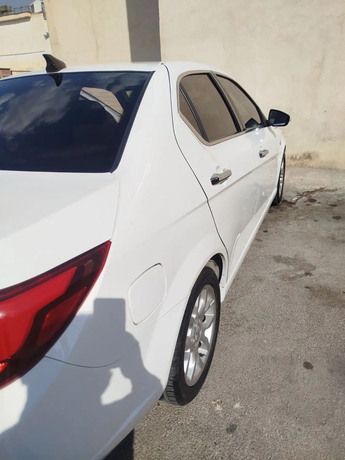 دنا پلاس توربو 6 دنده - 1402