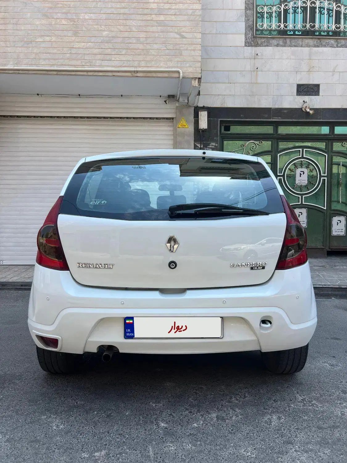 رنو ساندرو اتوماتیک - 1396