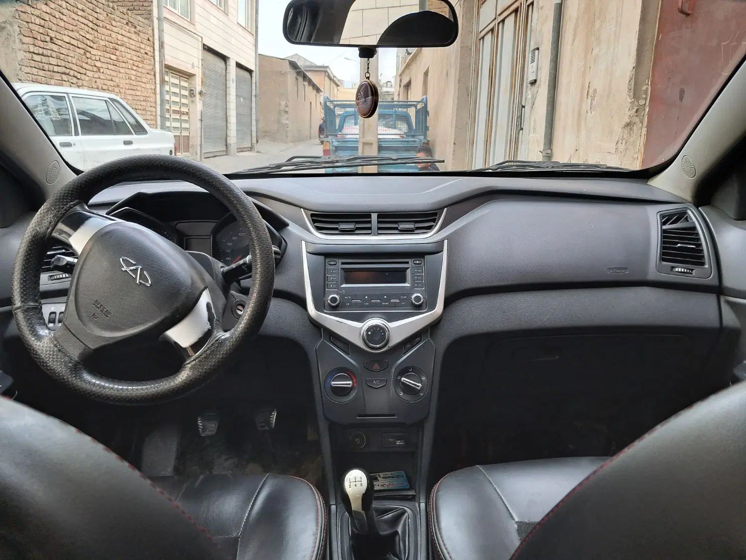 ام وی ام 315 صندوقدار اسپرت دنده‌ای - 1395