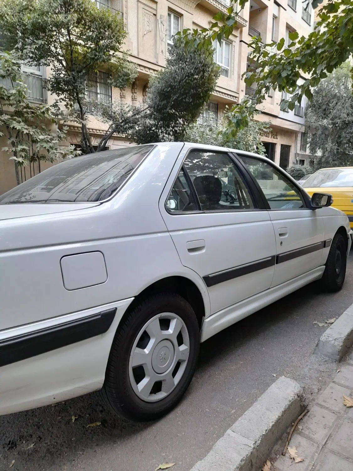 پژو پارس ELX-XU7P سفارشی - 1401