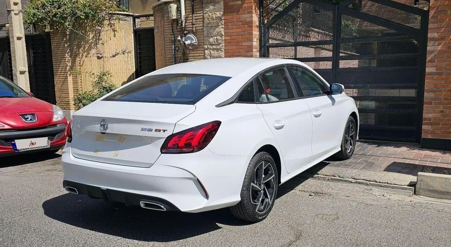 ام جی GT اتوماتیک - 2024