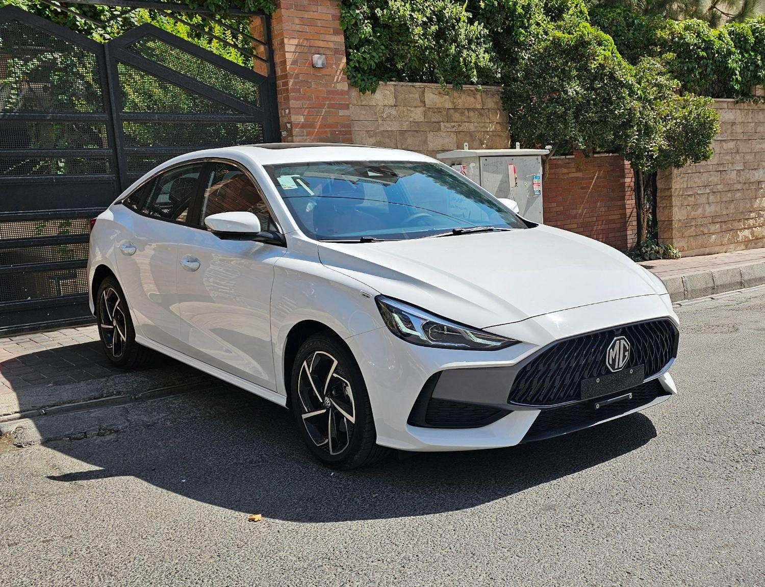 ام جی GT اتوماتیک - 2024