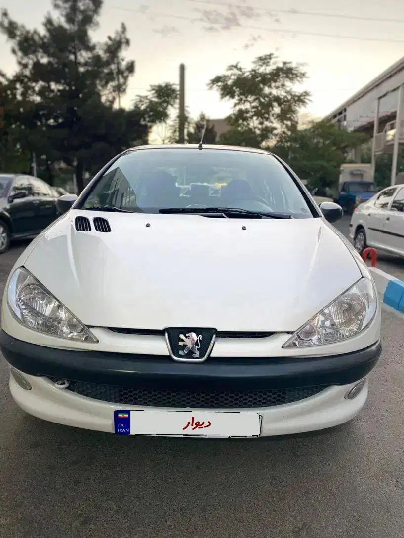 پژو ۲۰۶ صندوق دار v8 - 1397