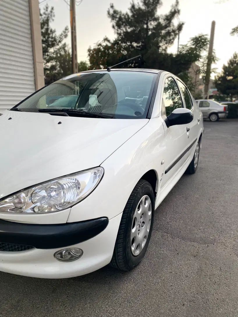 پژو ۲۰۶ صندوق دار v8 - 1397