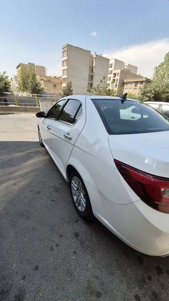 دنا پلاس تیپ ۲ سانروف ۴ ایربگ - 1397