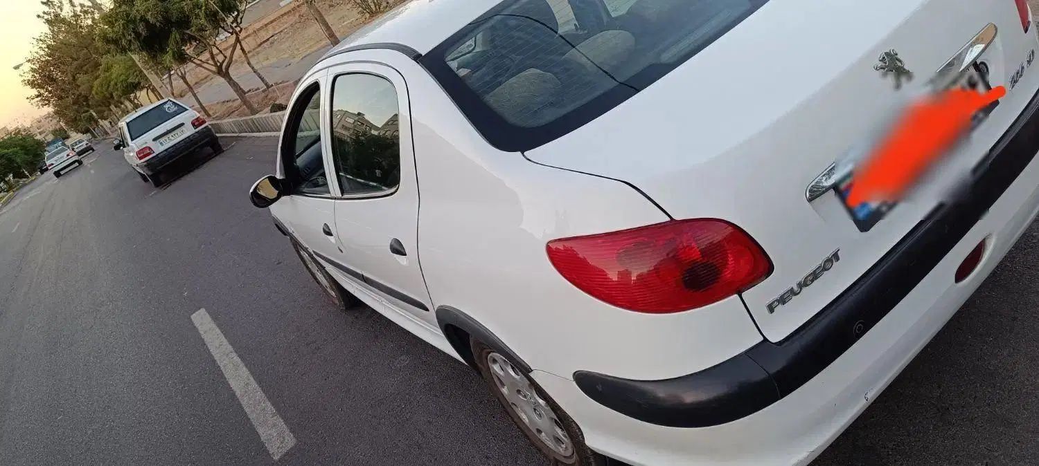 پژو ۲۰۶ صندوق دار v8 - 1396