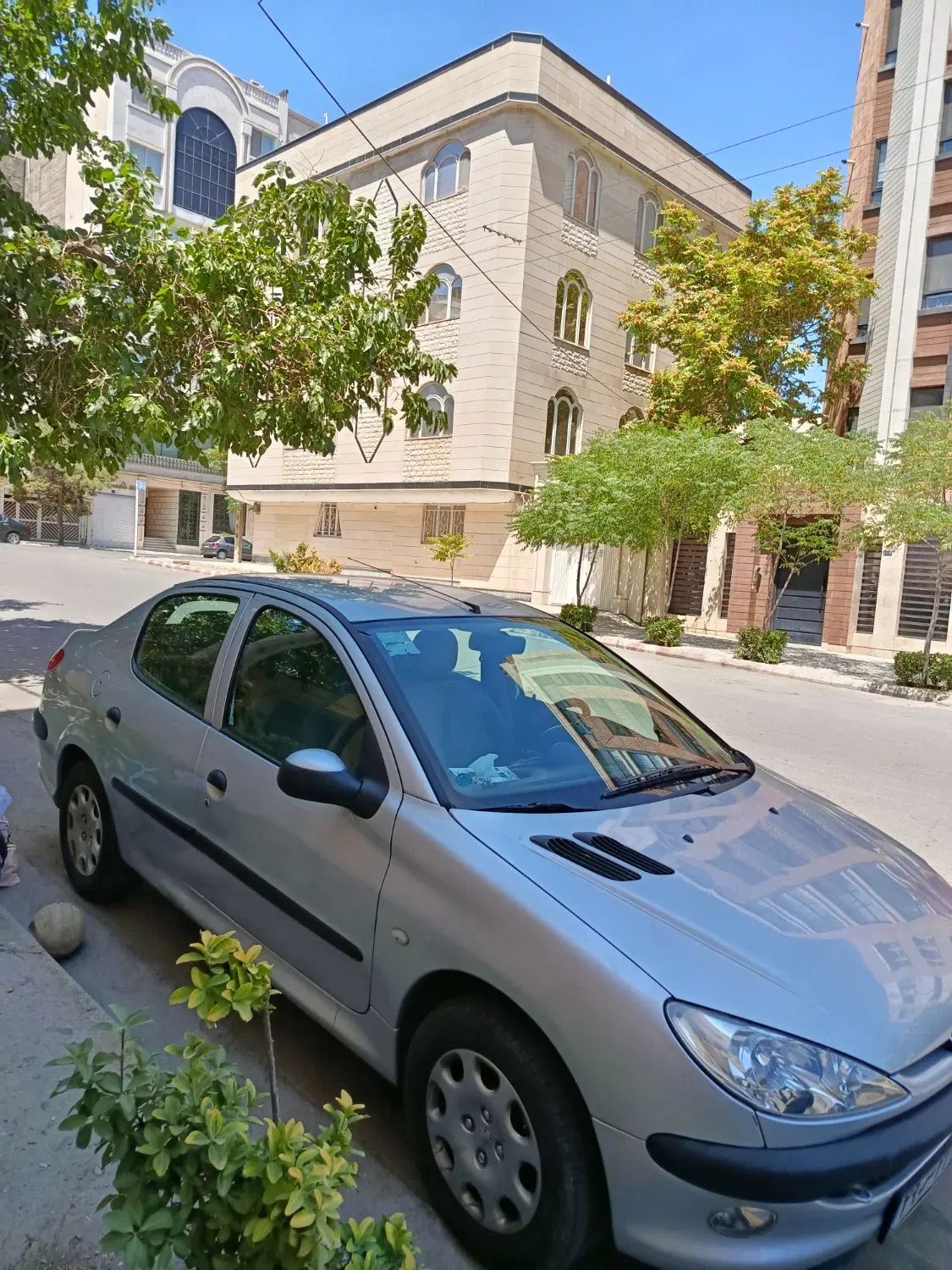 پژو ۲۰۶ صندوق دار v8 - 1395