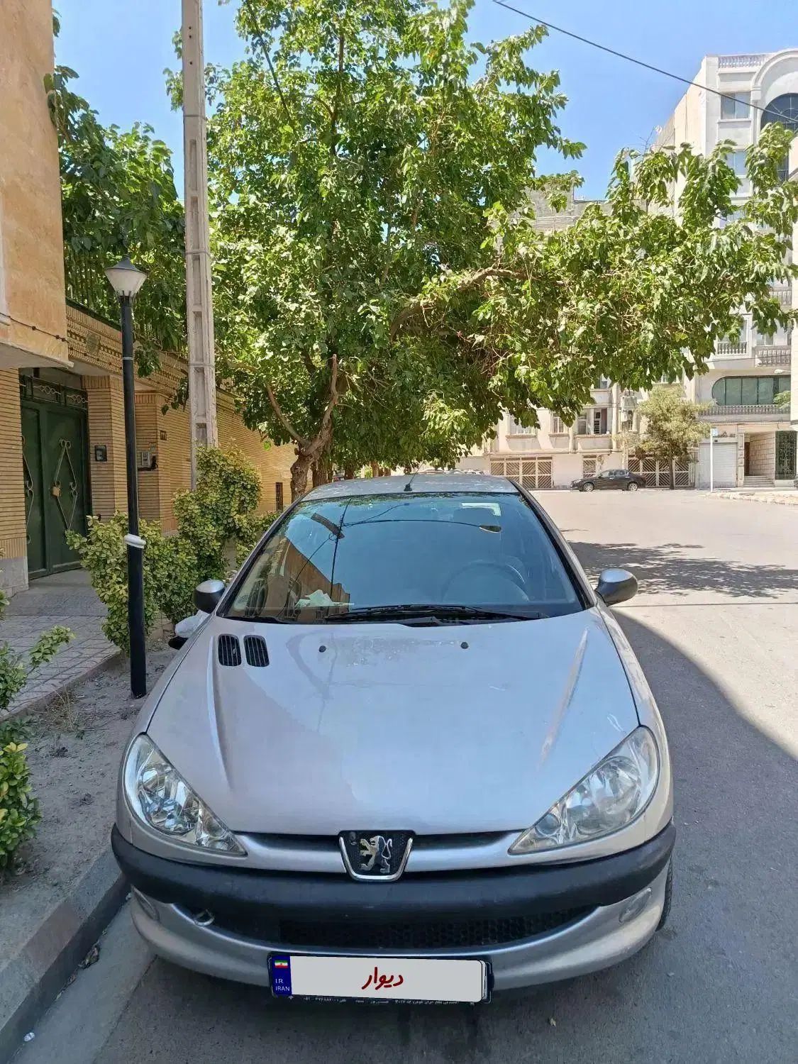 پژو ۲۰۶ صندوق دار v8 - 1395