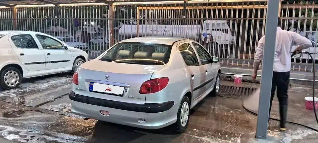 پژو ۲۰۶ صندوق دار v8 - 1395