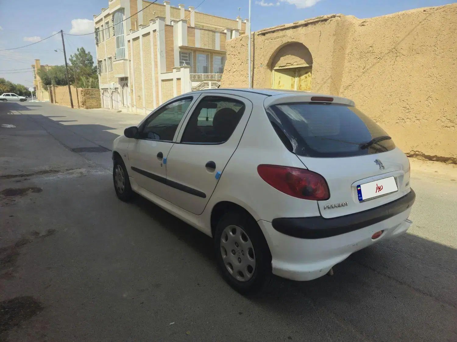 پژو 206 تیپ 2 - 1396