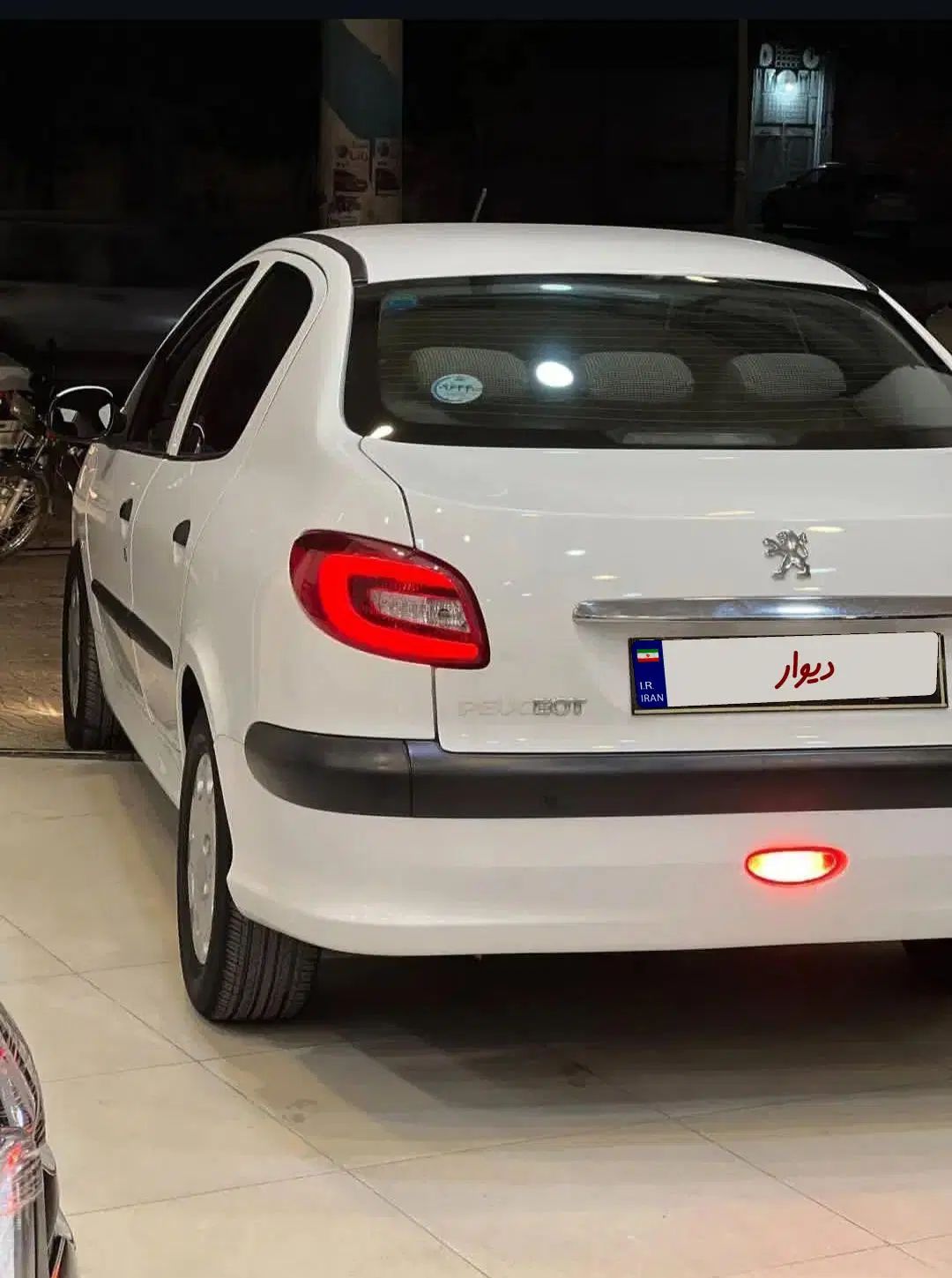 پژو ۲۰۶ صندوق دار v8 - 1397