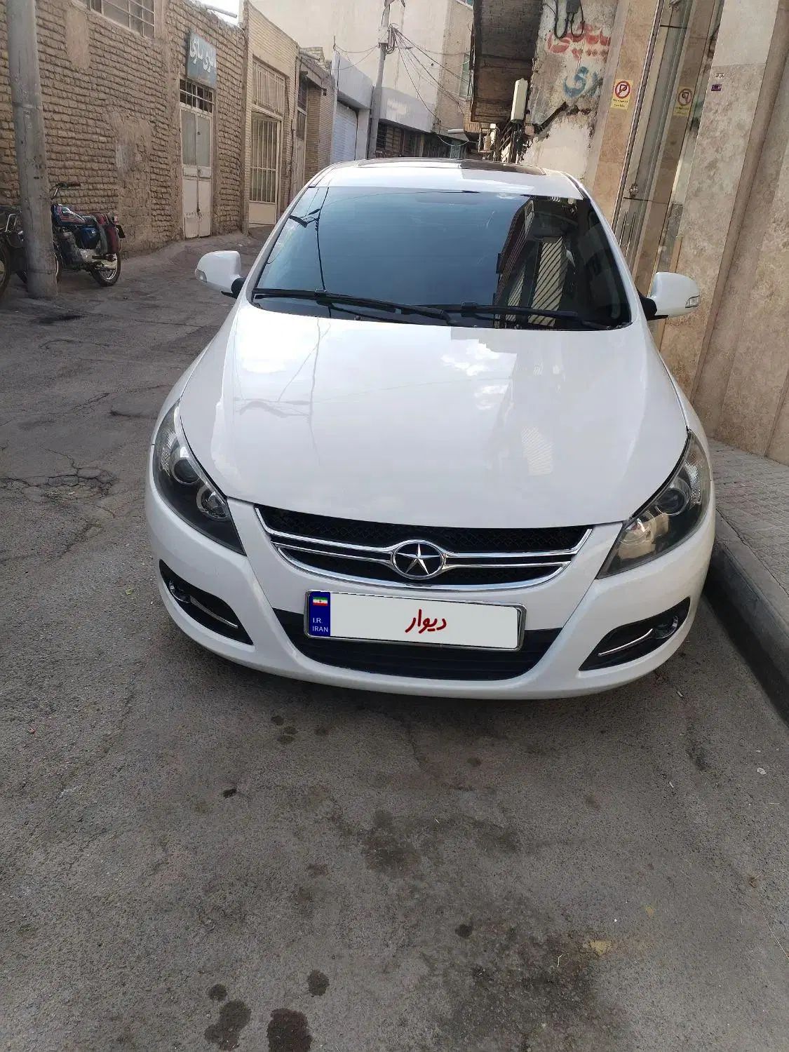 خودرو جک، J5 آگهی ann_19969677