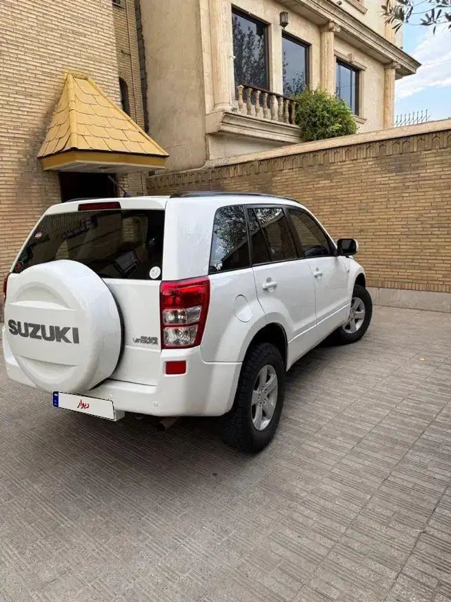 سوزوکی ویتارا ایران خودرو 2400 اتوماتیک - 1389