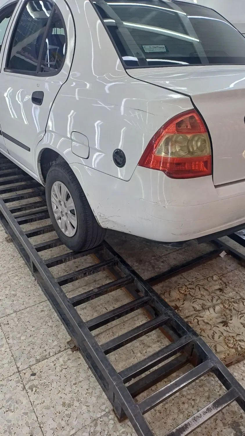 تیبا صندوق دار SX - 1398