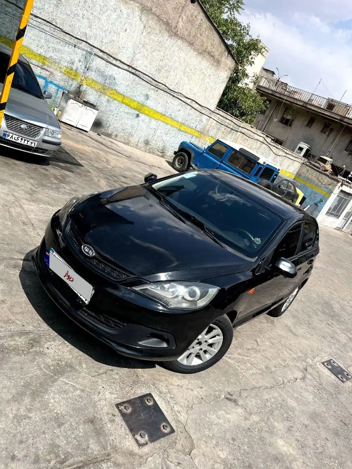 ام وی ام 315 هاچ بک اسپرت لاکچری - 1394