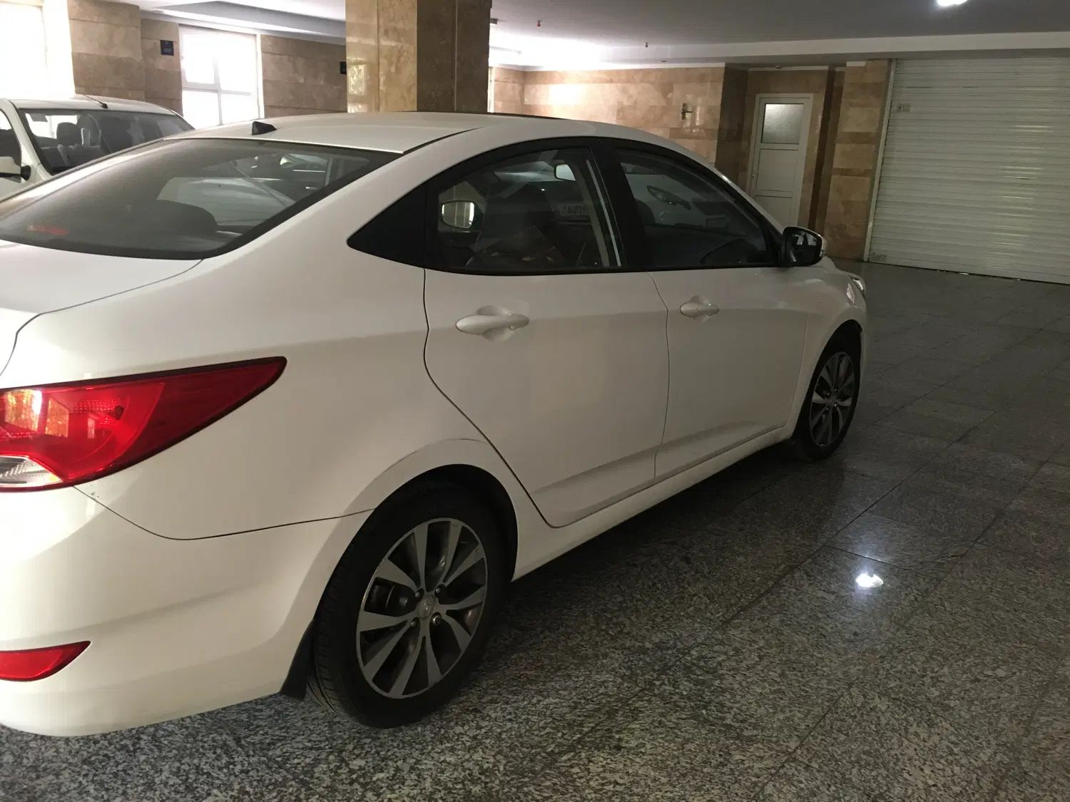 هیوندای اکسنت جی‌ال‌اس - 2015