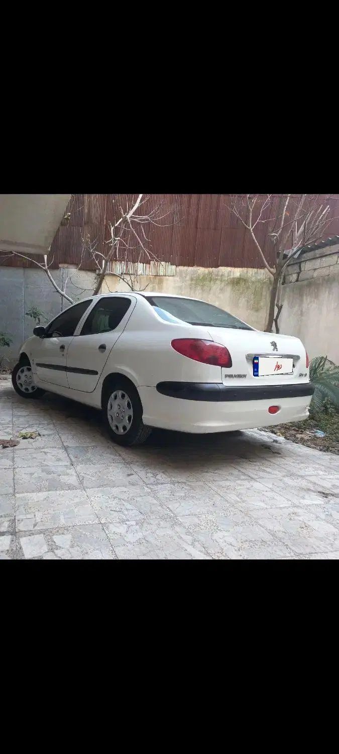پژو ۲۰۶ صندوق دار v8 - 1390