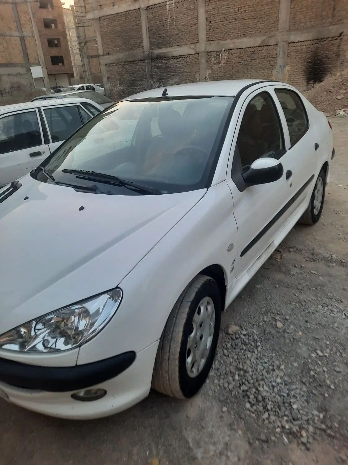 پژو ۲۰۶ صندوق دار v8 - 1398