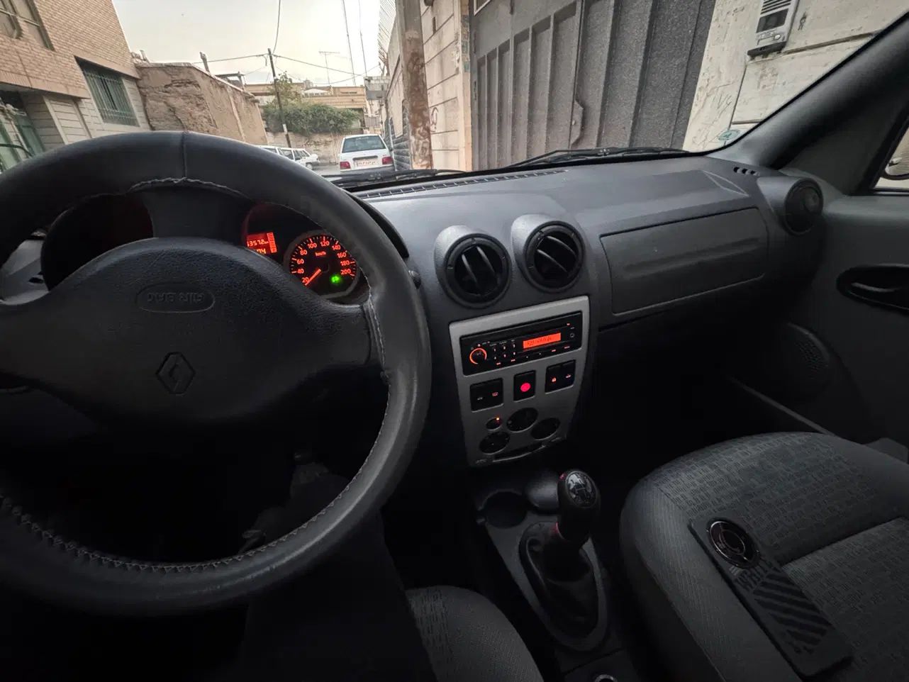 رنو تندر 90 E2 - 1390